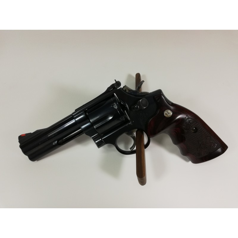 REVOLVER SMITH & WESSON .357 CAÑON 4"